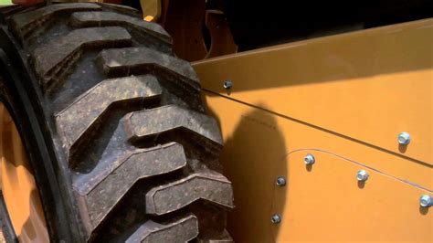 how to remove drive chain on skid steer|bobcat skid steer drive chains.